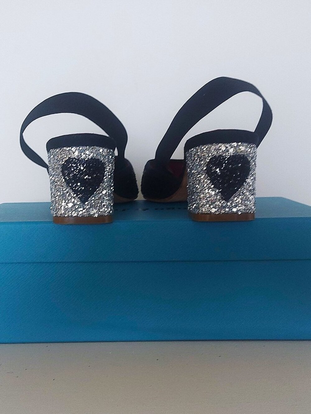 Ferca 81 Italian Made Leather and Crystal Shoes - Size 38 (US 7.5) NWOT
